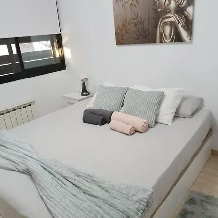 Duplex Con Piscina En