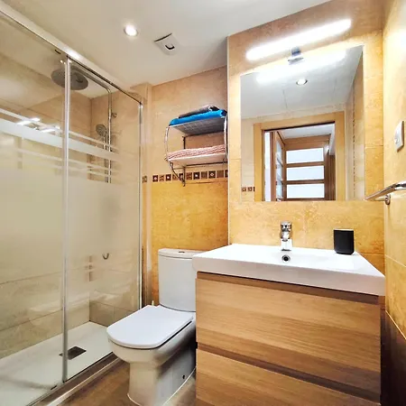 Duplex Con Piscina En *