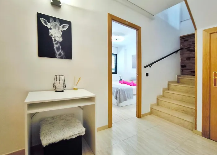 Duplex Con Piscina En