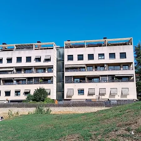 Duplex Con Piscina En Rubí