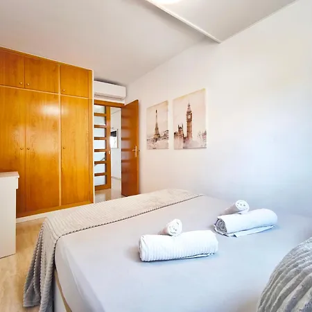 Duplex Con Piscina En *