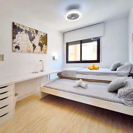 Duplex Con Piscina En شقة *